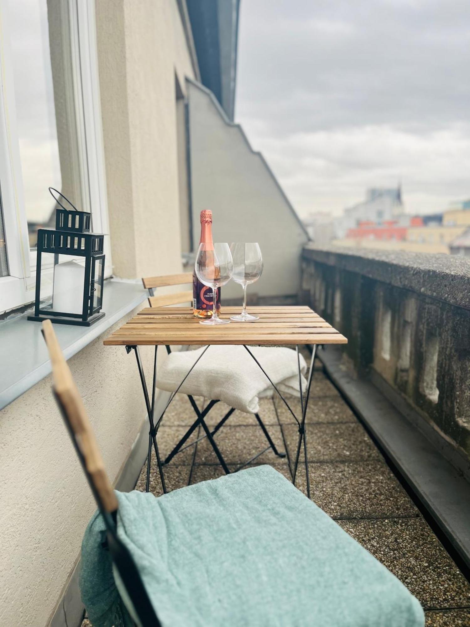 Charming Studio In The Old Town Apartment Bratislava Exterior photo